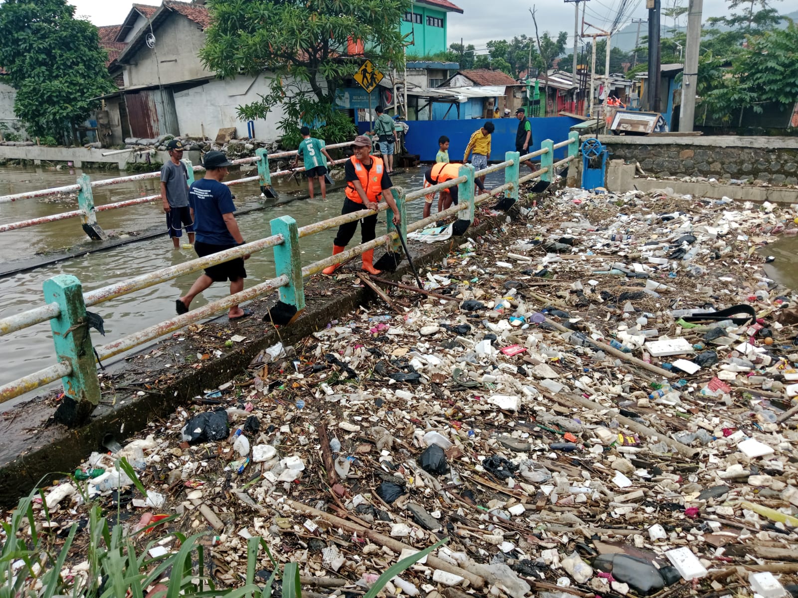 8 Program Penanganan Banjir Siap Dilaksanakan, Pentahelix Dayeuhkolot Dorong Sinergi Semua Pihak
