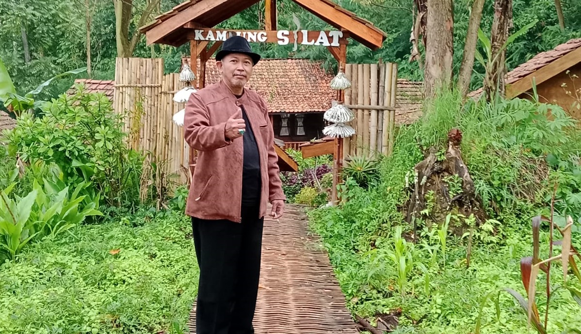 Sebagai Penggiat Adat Sunda, Kang Oos Supyadin Dorong Pengesahan UU Masyarakat Adat