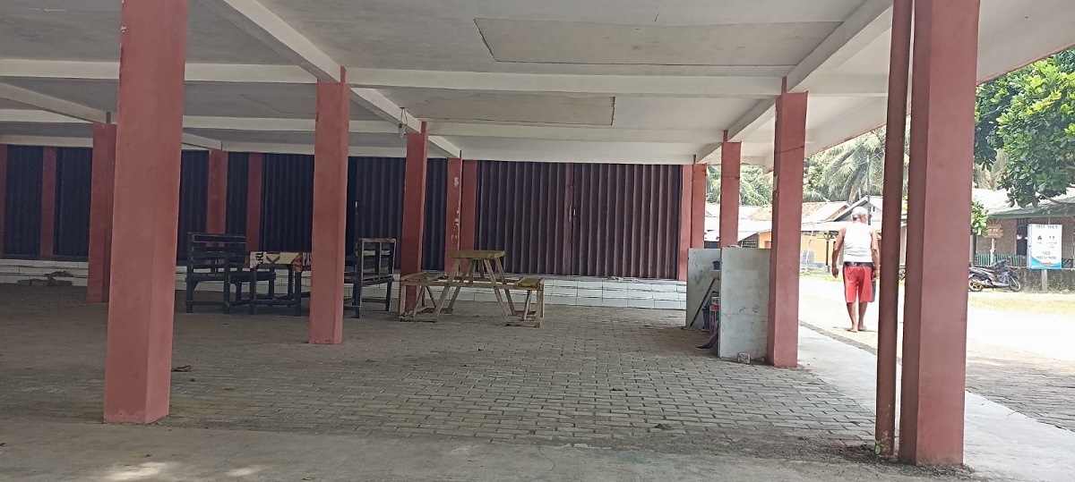  Bangunan Kios Pemerintah di Pantai Karapyak Pangandaran Minim Aktivitas Pedagang