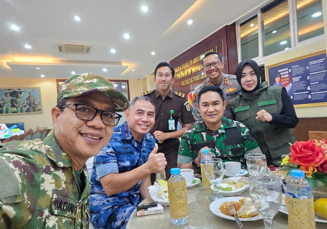 Cegah Terjadi Longsor, Pemkab Bandung Tebar 8 Ton Benih Lewat Udara