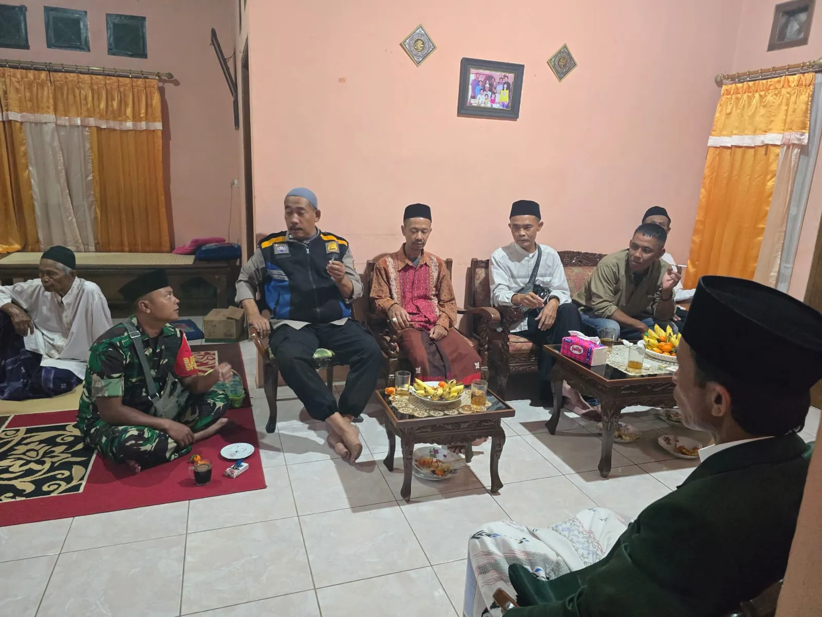 Safari Ramadhan Forkopimcam Karangpawitan Malam Keempat, Perkuat Ukhuwah Islamiyah