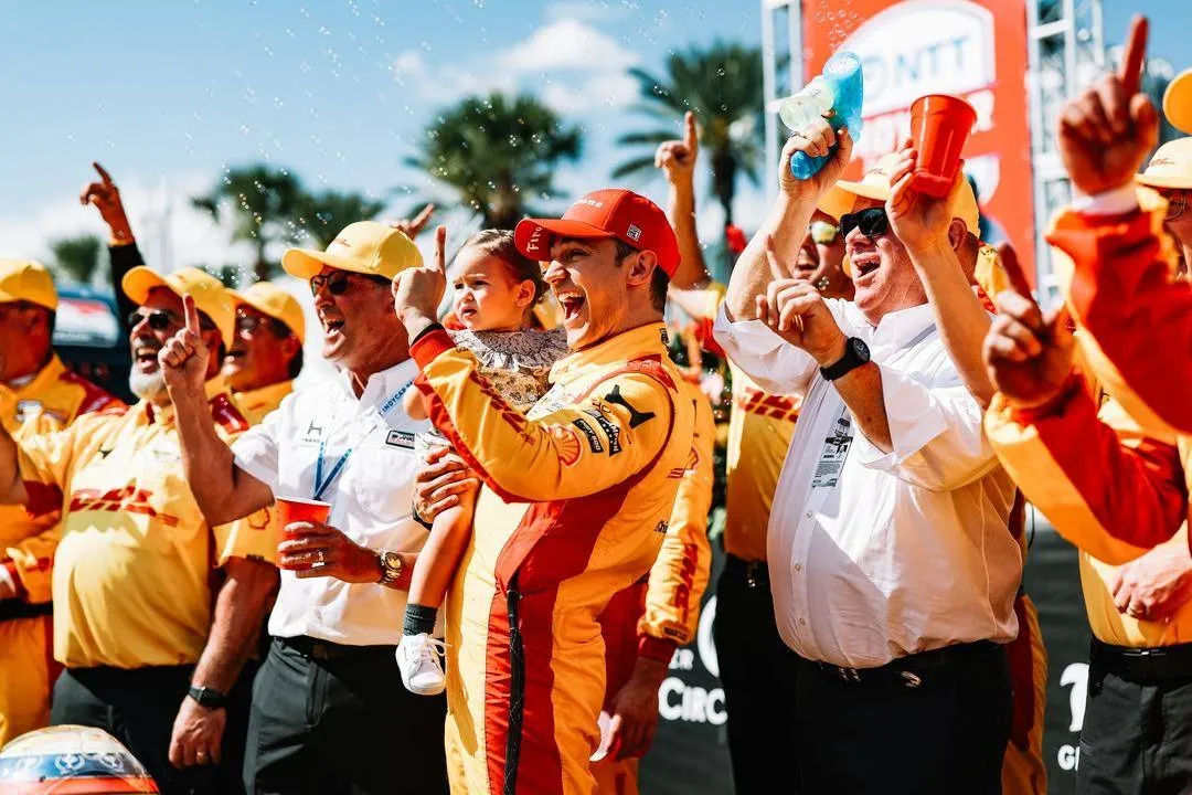 Alex Palou Antar Honda Menang di Seri Pembuka IndyCar 2026