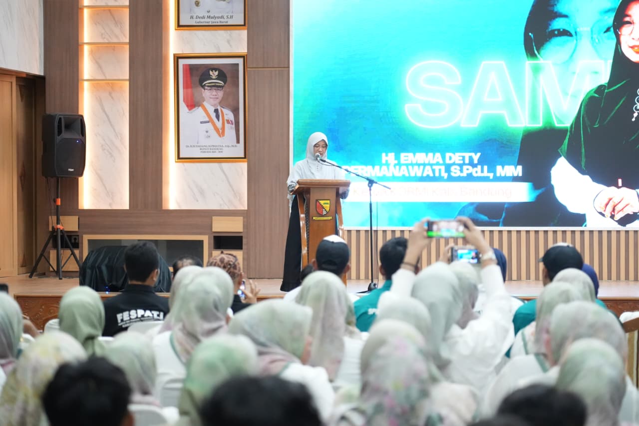 Arogan di Depan Publik! Oknum Staf KORMI Kab. Bandung Hina Wartawan Bersertifikat: “Jangan-Jangan Wartawan Bodrek!”