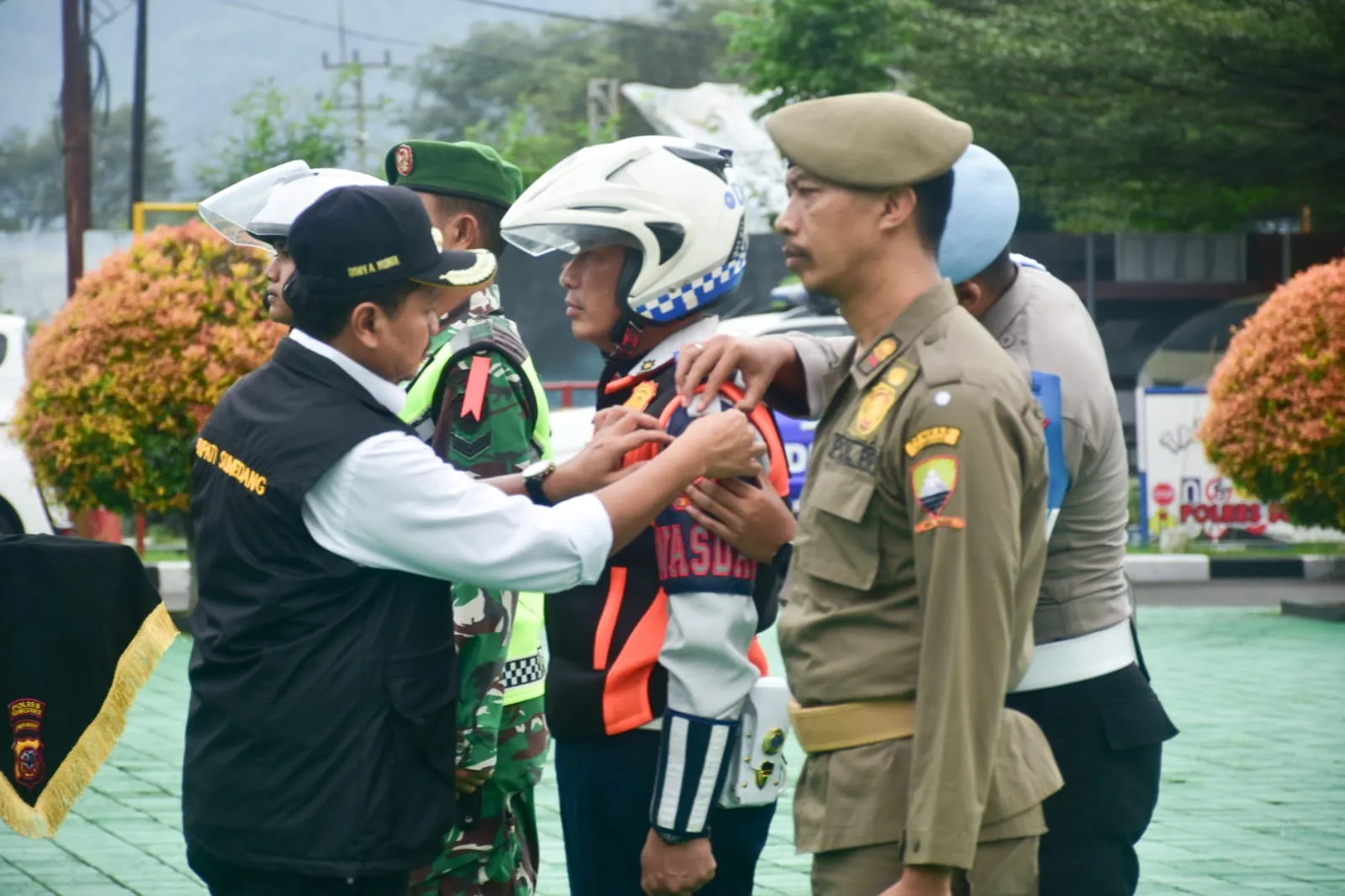 Pastikan Mudik Aman dan Lancar, Personil Gabungan Apel Gelar Pasukan Operasi Ketupat 2026