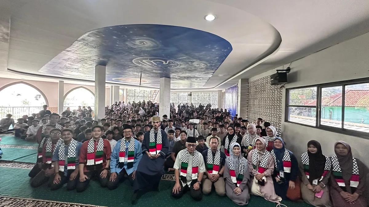 Dari Gaza ke Baleendah: Kisah Keteguhan Syekh Said Menginspirasi Siswa SMP PCI