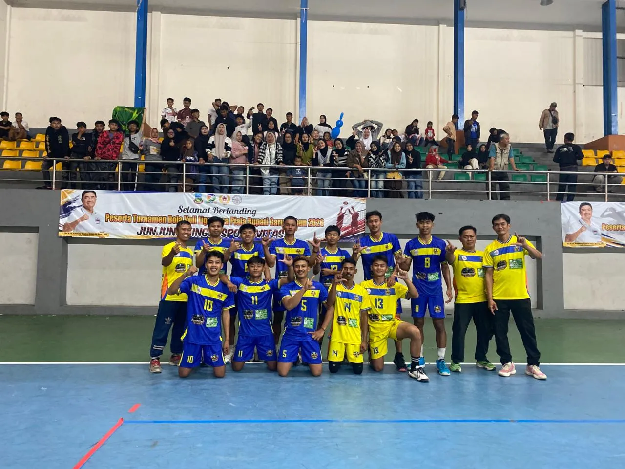 Tim Bola Voli Putra Desa Lebak Agung Masuk Final, Libas Tim Putra Desa Sukamurni