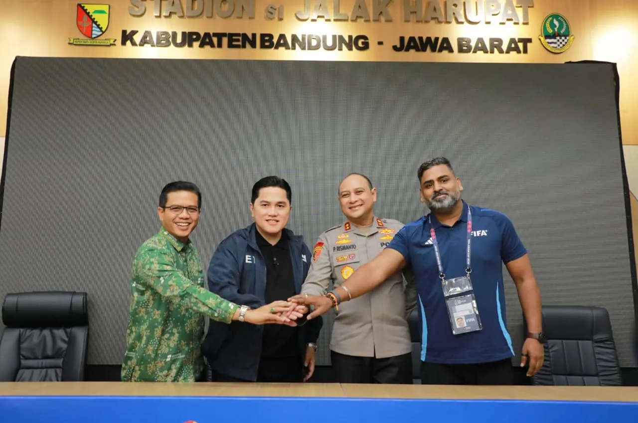 "Bupatinya Gila Bola", KDS Dipuji Erick Thohir Atas Kesiapan Si Jalak Harupat Gelar FIFA Asian Cup 2026