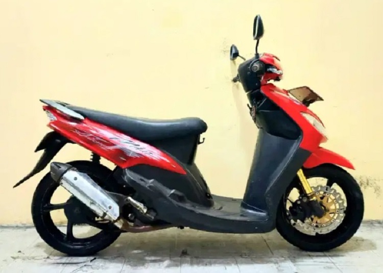 Yamaha Mio Garnis Tahun 2011